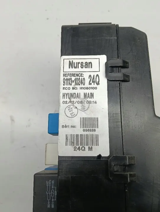 Hyundai Matrix Sicherungsmodul OEM 91113-10240 image 4