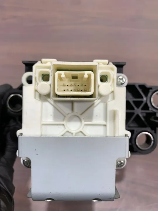 Toyota Prius växelmekanism OEM 75G202 image 7