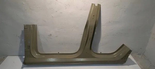 Tesla Model Y Tapeta de Umbral Izquierda Delantera - Usada image 2