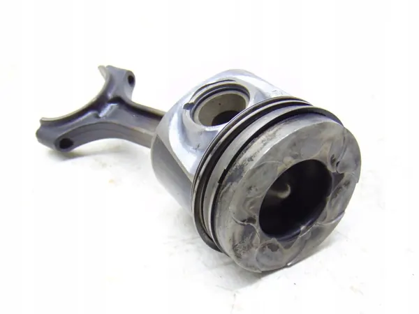 Piston 31303100 pour moteur Volvo D5 2.4L image 2