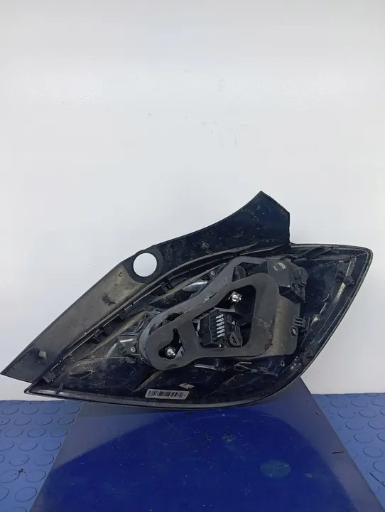 LÁMPARA TRASERA IZQUIERDA OPEL ASTRA H III HATCHBACK 93190306 image 4