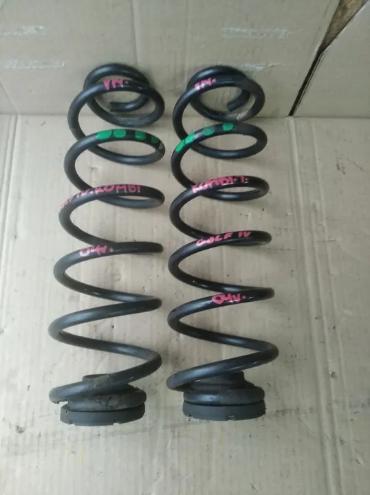 Resorte de Suspensión Trasera VW Golf IV Kombi image 1