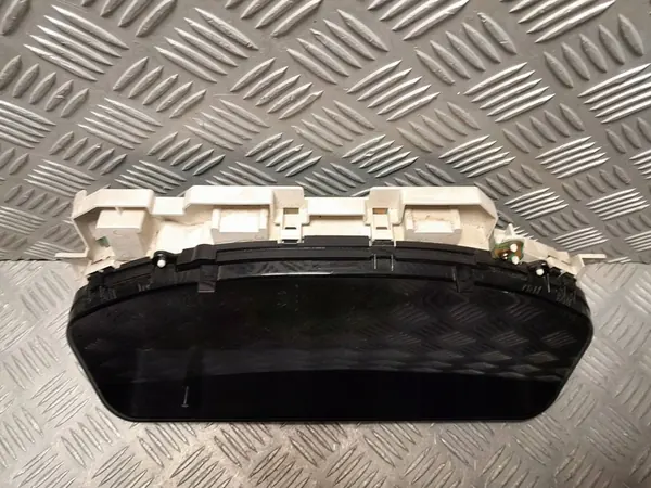 Mitsubishi Galant Speedometer 2.5 V6 MR471215 image 4