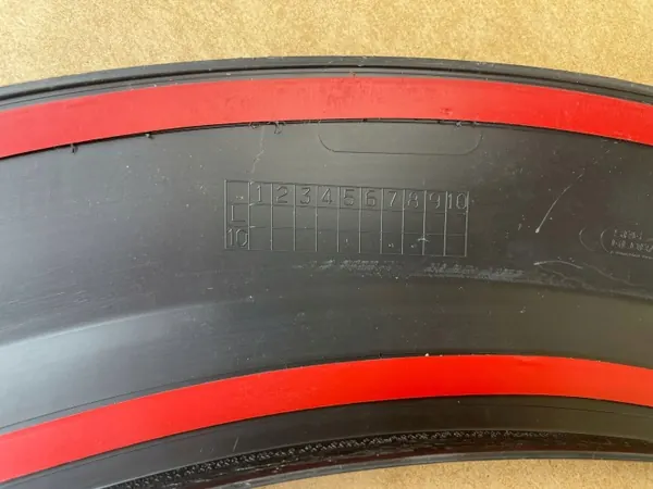 OEM 8W9853717 Frontlinker Kotflügelabdeckung Audi A4 B9 image 9