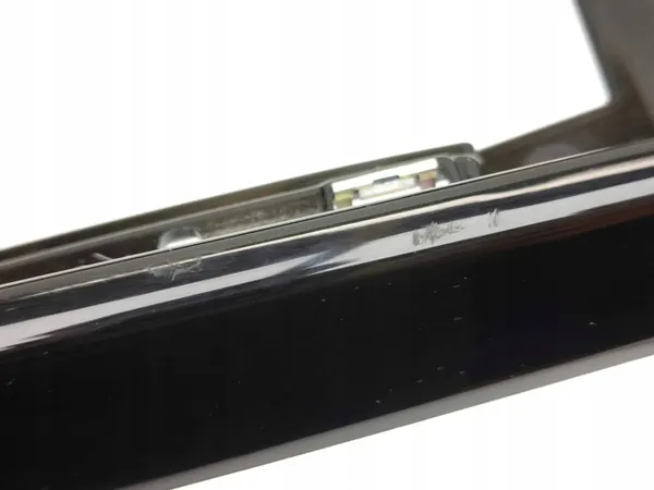 Volkswagen T-Roc 2022 Mittkonsolfodral OEM 2GB863042B image 4