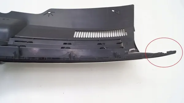 VW T5 Multivan Grill 2009-2015 OEM image 4