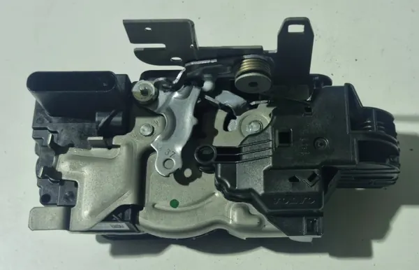 OEM 32131413 Dörrlåsaktuator Höger Bak Volvo XC40 image 2