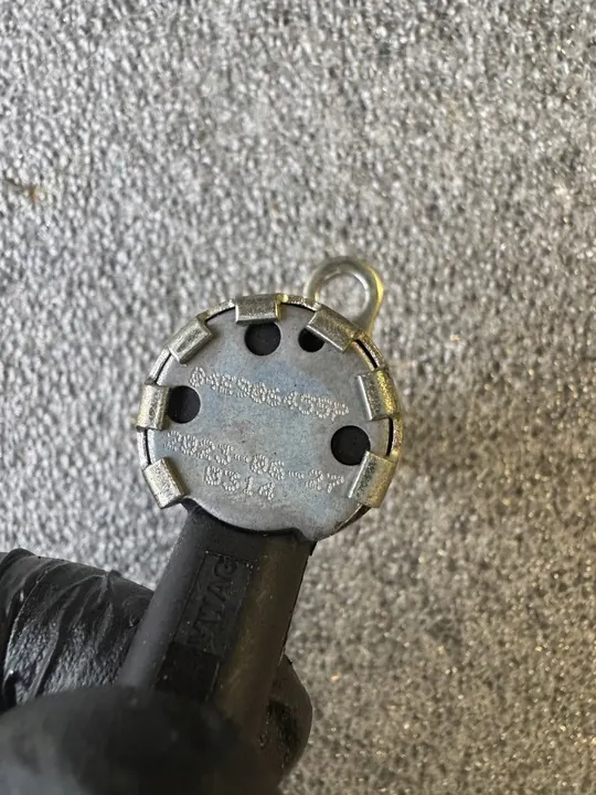 Regler Ventil Golf VII A3 8V 1.4 TSI 04E906455P image 2