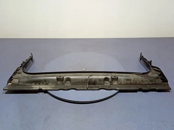 Mercedes GLS X167 Cobertura de Parede OEM A1676207002 image 4
