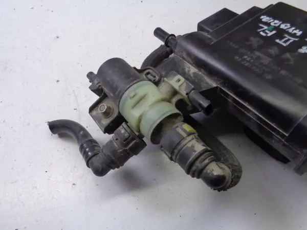 Hiilifiltteri OEM 9829280480 Peugeot 3008 II Hybridille image 4