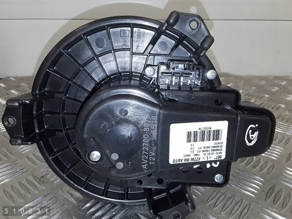 Toyota Auris lämmityspuhallin OEM av2727008075 image 3