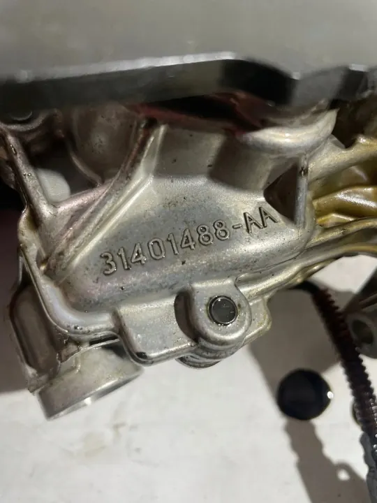 Volvo Öljypumppu OEM 31401488-AA 2.0 D D4204T8:lle image 5