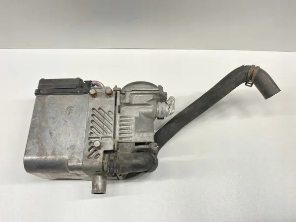 Webasto Thermo Top C Lämmitin VW Audi A8 D3 image 3