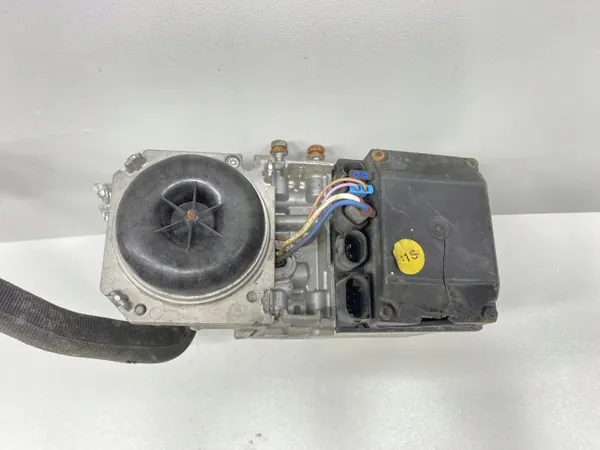 Webasto Thermo Top C Lämmitin VW Audi A8 D3 image 4