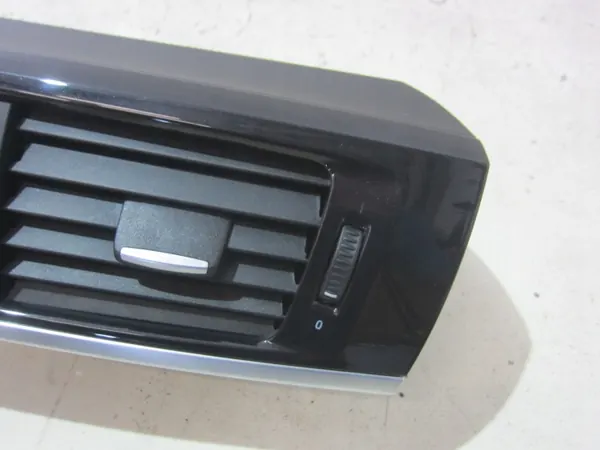 OEM 9834645YGF7 BMW X3 F25/F26 Midden Luchtrooster image 5