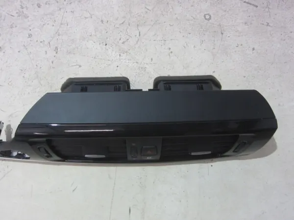 OEM 9834645YGF7 BMW X3 F25/F26 Midden Luchtrooster image 6