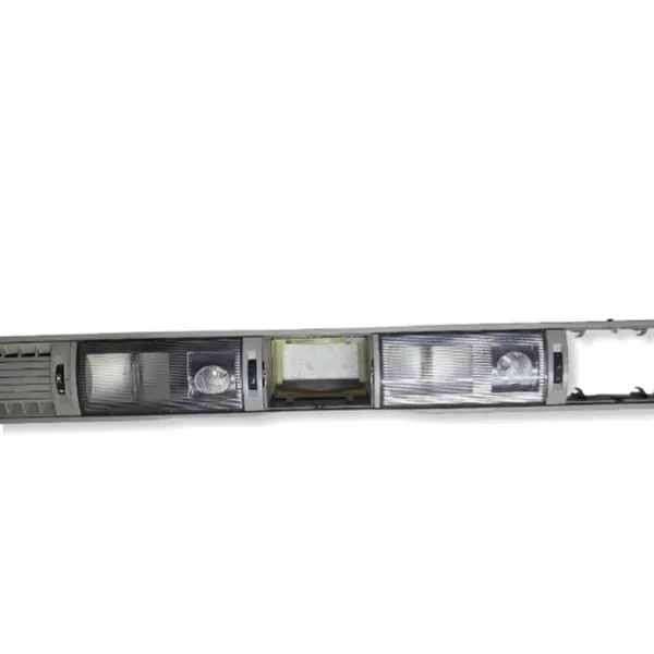Volkswagen T5 Framstolsbelysning OEM 7H0858848A image 2