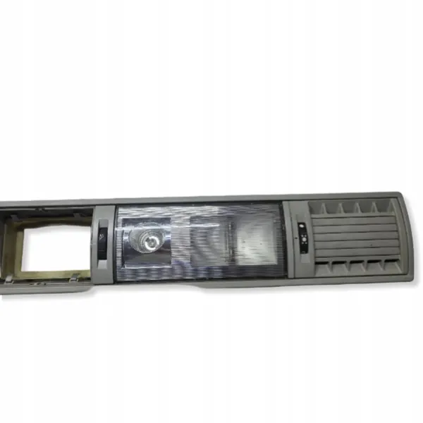 Volkswagen T5 Framstolsbelysning OEM 7H0858848A image 3