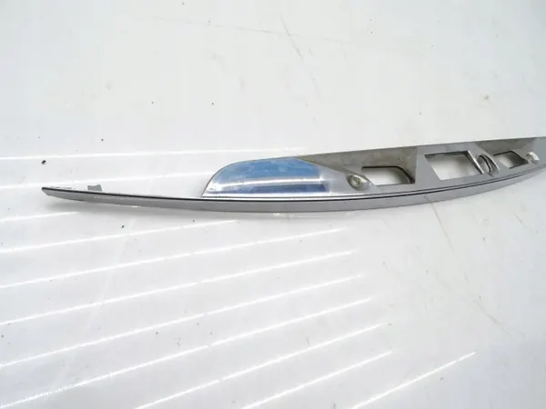 OEM A2197580002 Tavaratilankannen Koriste Mercedes CLS image 3