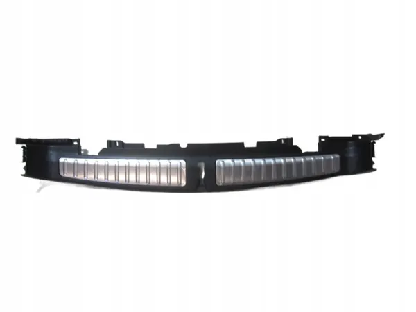 BMW X3 F25 Couvre-ceinture arrière chromé OEM 9175133 image 2