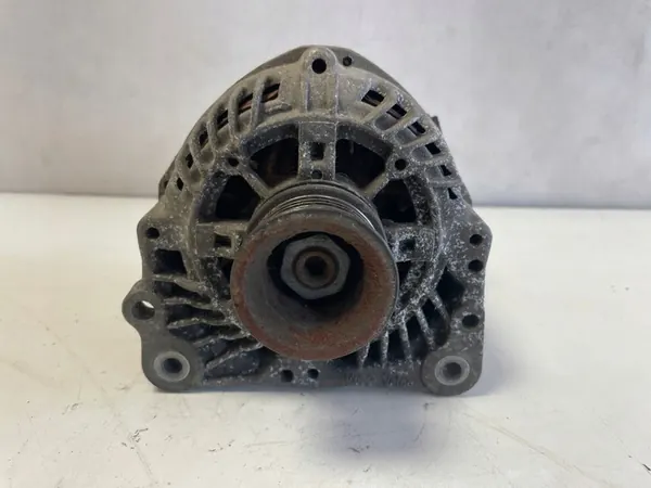 VW GOLF 3 III 1.6 Alternator 037903023G image 5