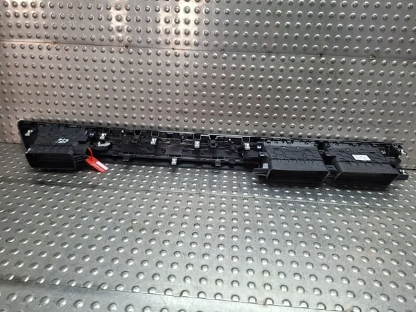 Gitterleiste OEM S26301878 für Peugeot 308 III 2021- image 4