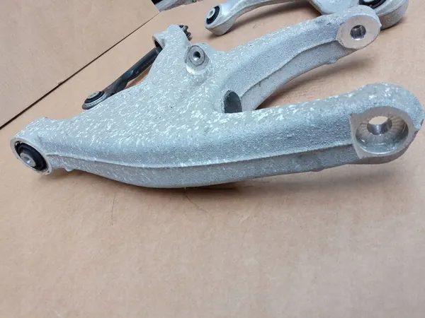 AUDI A6 A7 C7 Q5 3.0TDI Set bracci di controllo posteriore destro OEM image 4