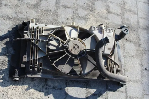 Ventilateur de Radiateur OEM pour Corolla E12 1.4/1.6 VVTi image 6