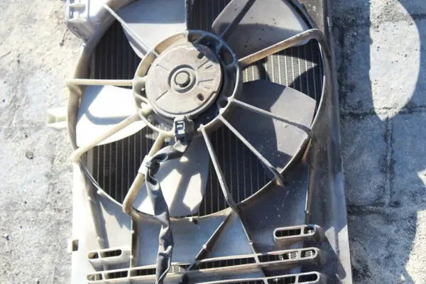 Ventilateur de Radiateur OEM pour Corolla E12 1.4/1.6 VVTi image 8