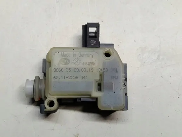 OEM 67112758441S7 Brandstofklepactuator voor Mini image 3