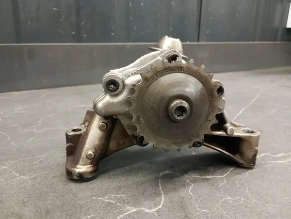 Öljypumppu OEM 038115121C VW Passat B6 1.9 TDI:lle image 2