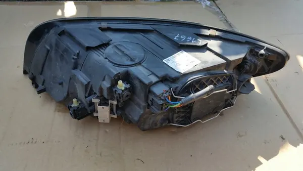 VOLVO S40 II LIFT OIKEA HEIJASTIN 31299584 image 4