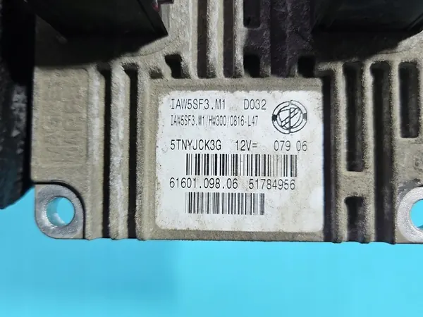 Unité de contrôle moteur Fiat Grande Punto 1.2 8V 65CV image 4