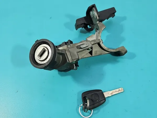 Unité de contrôle moteur Fiat Grande Punto 1.2 8V 65CV image 9