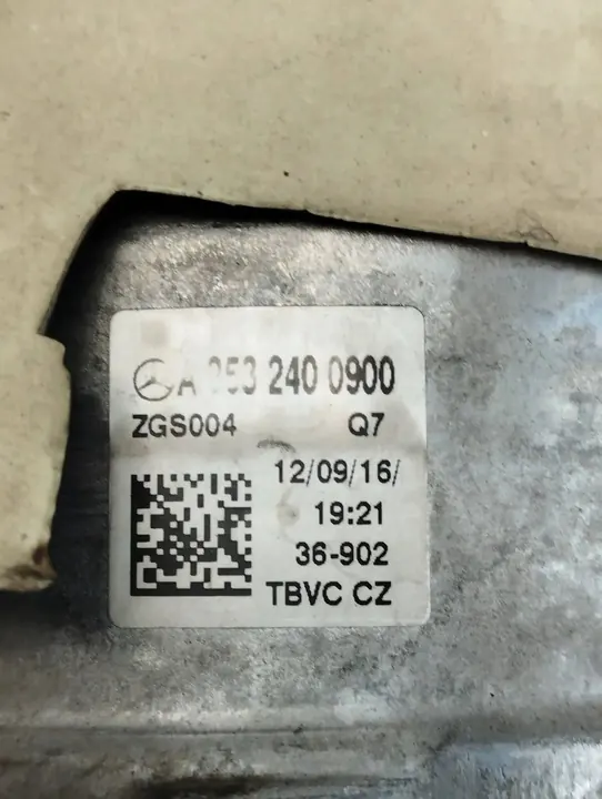 Mercedes-Benz GLC X253 2.0 CGI Engine Mount A2532400900 image 3