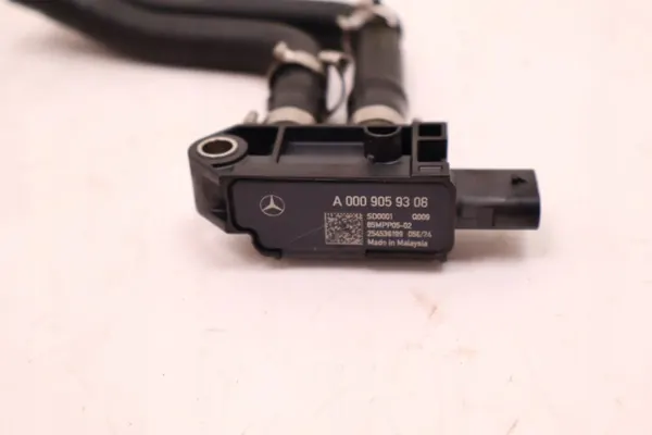 MERCEDES-BENZ CLE A236 300 4MATIC Sensor de Pressão de Escape A0009059308 image 4