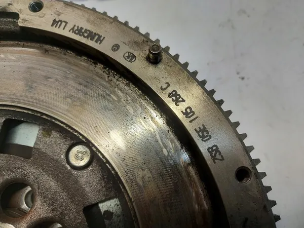 Volante bimassa Ford Tourneo Connect III MK3 05E105266C image 7