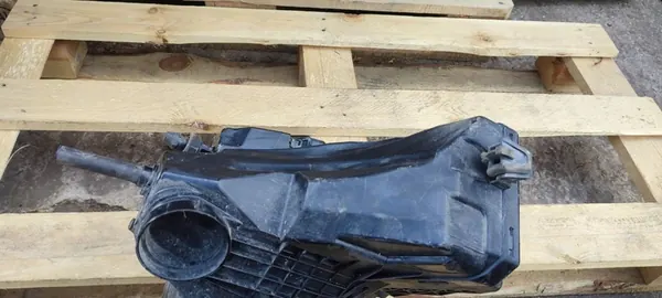 Ilmansuodattimen Kotelo Audi A4 B8 1.8 8K0133837BJ image 4