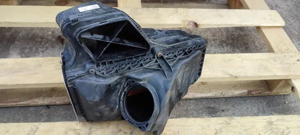 Ilmansuodattimen Kotelo Audi A4 B8 1.8 8K0133837BJ image 6