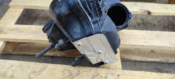 Ilmansuodattimen Kotelo Audi A4 B8 1.8 8K0133837BJ image 7