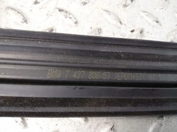 BMW X6 G06 Takaikkunan Lista Vasen OEM 7437808 image 3