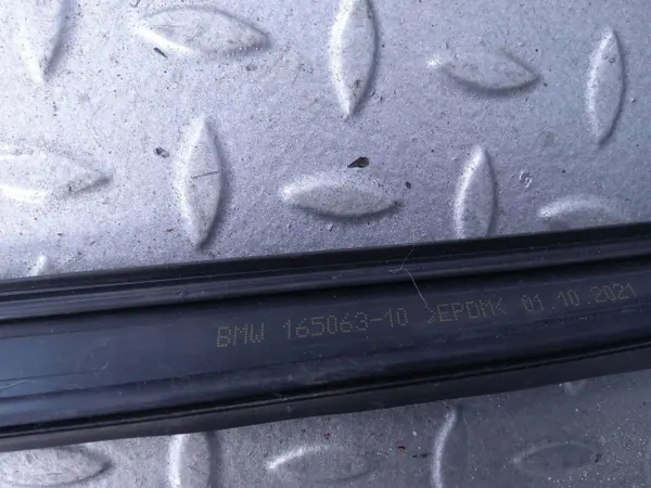BMW X6 G06 Takaikkunan Lista Vasen OEM 7437808 image 8