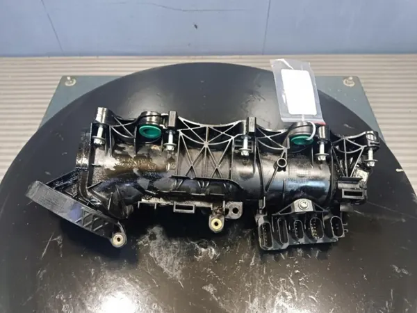 Colector de admisión Mercedes W213 OEM 6540903500 image 2
