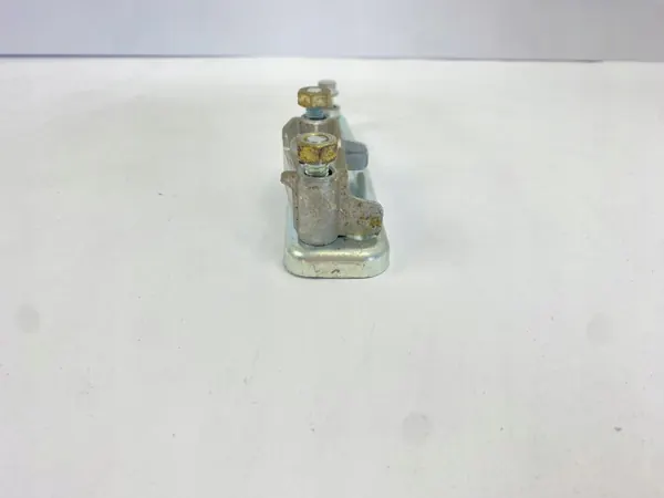 Armsteunbeugel bestuurdersstoel OEM 1249730337 Mercedes W124 image 3