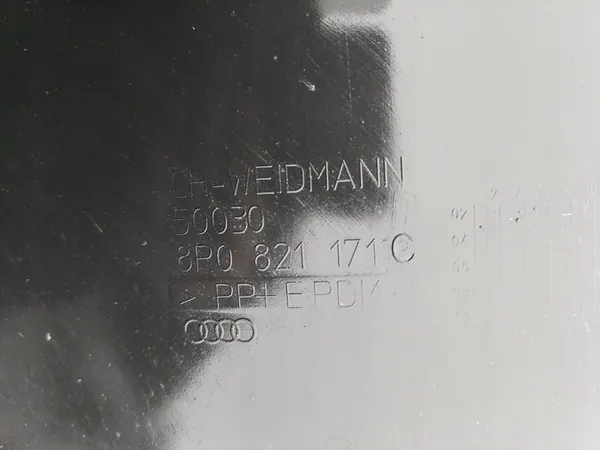 AUDI A3 8P Front Left Wheel Arch OEM 8P0821171C image 4