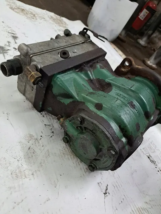 Compressor de ar OEM KOMPRESOR POWIETRZA VOLVO FM 9 image 3