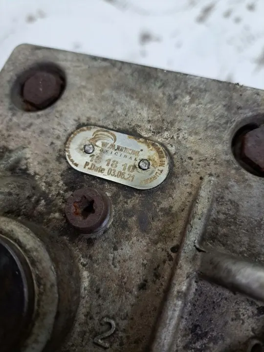 Compressor de ar OEM KOMPRESOR POWIETRZA VOLVO FM 9 image 6