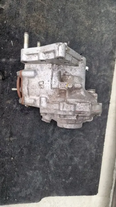 Front Reducer TOYOTA RAV 4 IV 2.2D 110kW 2013 image 5