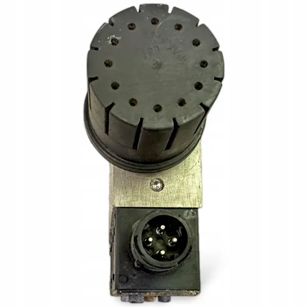 3944717 Volvo ELC-Ventil - Gebrauchtes OEM-Teil image 3