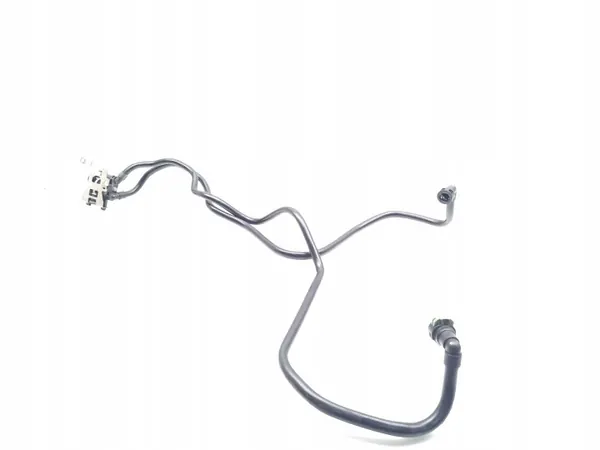 BMW OEM 8602403 Durite de refroidissement d'huile image 3